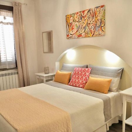 B&B Rosa Dei Venti サンタ・テレーザ・ガッルーラ エクステリア 写真